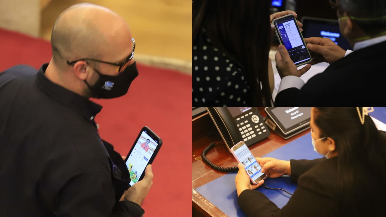 Captan a diputados con sus celulares mientras los Funcionarios de Gobierno brindan su informe de labores captan-a-diputados-con-sus-celulares-mientras-los-funcionarios-de-gobierno-brindan-su-informe-de-labores